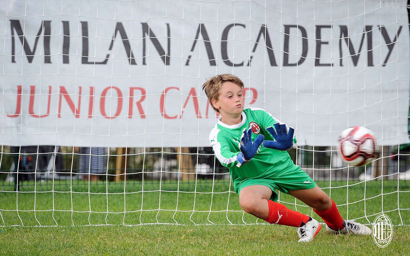 Summer Soccer Camps AC Milan Soccer Academy Camps